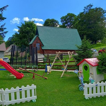 Family Farm Apartments Жабляк Экстерьер фото